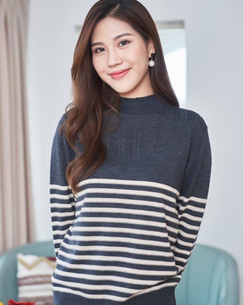Women's striped turtleneck top