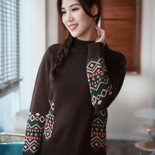 Women's Patterned turtleneck top